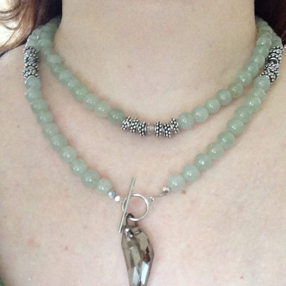 Elegant Chalcedony and smoky quartz necklace